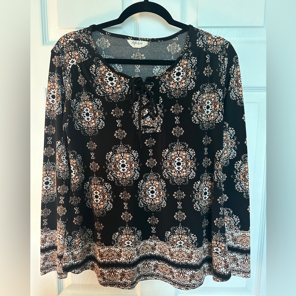 Style & Co. Black Medallion Print Long Sleeve Blouse